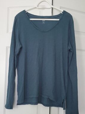 GAP Women's Large Blue Long-Sleeve "Soft Slub T"